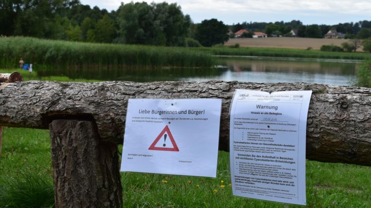 In Kurzen Trechow: Die Gemeinde Bernitt warnt die Bevölkerung vor möglichen Gefahren. 