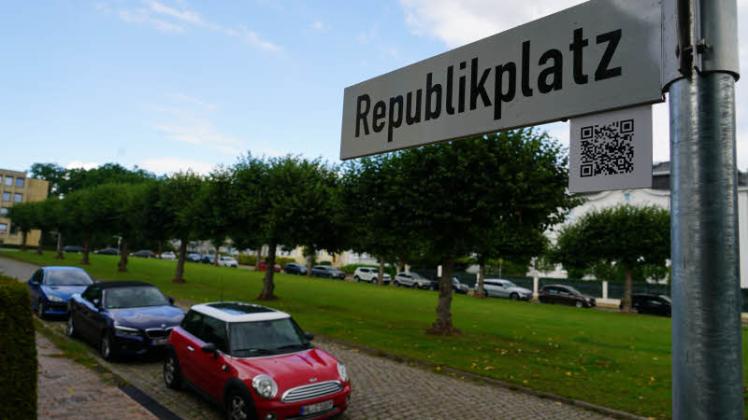 Das Areal zwischen Travemünder Allee und Stadtpark heißt wieder Republikplatz.