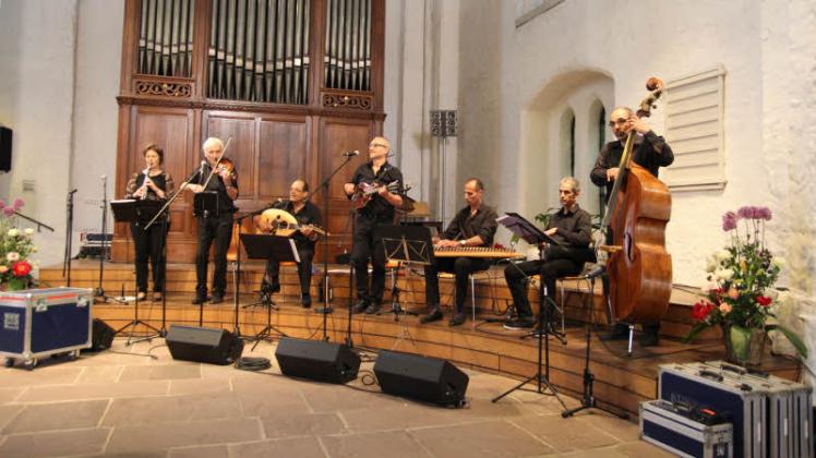 Ein Abend mit besonderer Note erwartet die Zuschauer am Freitag in der Borbyer Kirche, wenn die Welt-Kapelle zum Konzert aufspielt.