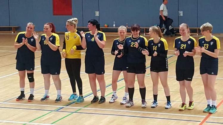 Die Matzlow/Garwitzer Frauen gaben ihr Debüt in der Handball-Bezirksliga.