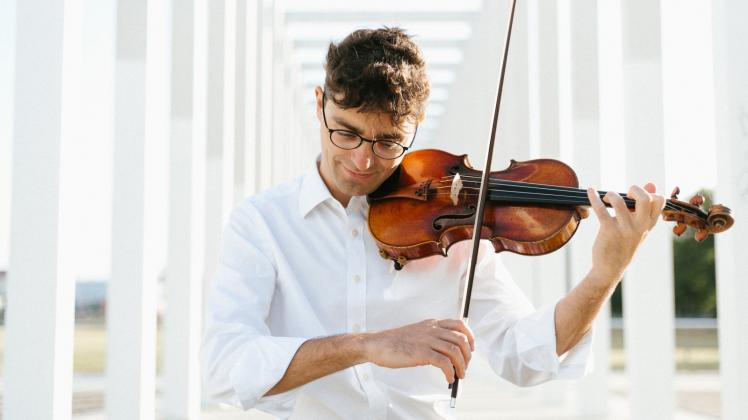 Spielt an der Violine: Thomas Probst  