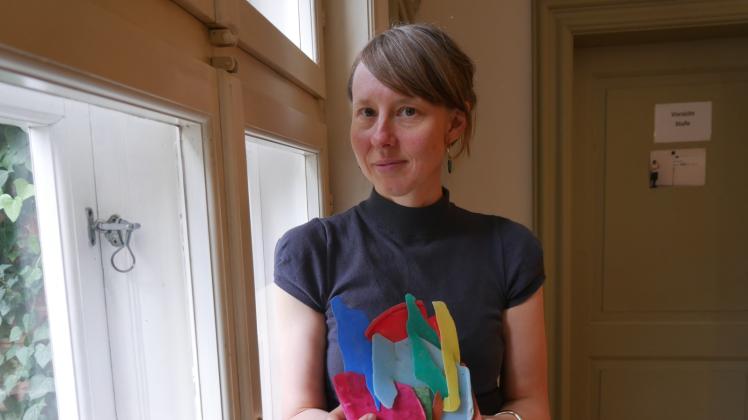 Mit ihren „Woven Plastics“ setzt die Wismarerin Susanne Gabler ein Zeichen für die Umwelt. 