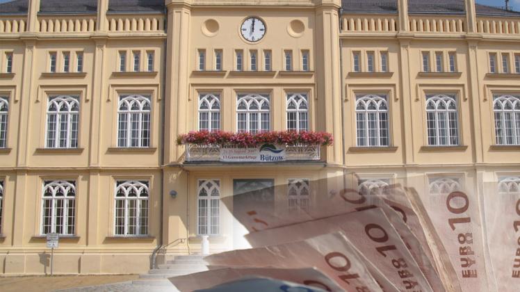 Das neue Finanzausgleichgesetz würde Unterzentren wie Bützow finanziell benachteiligen, sagt der Bürgermeister. Collage: Archiv 