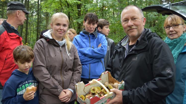 Eine schöne Pilzmahlzeit sammelte Anna-Sophie Ulmer für ihren Großvater.