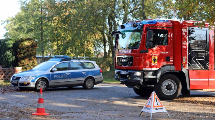 Bombenfund in Diekhof: Unscharfe Fliegerbombe in Wohngebiet geborgen - Häuser evakuiert