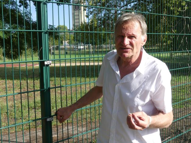 Lothar Wuttke ist kein Zaungast, sondern noch immer Aktivist für seine alte berufliche Heimat.