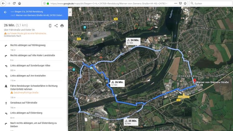 Google-Maps sagt: „Rendsburger Schwebefähre in Richtung Osterrönfeld nehmen“.