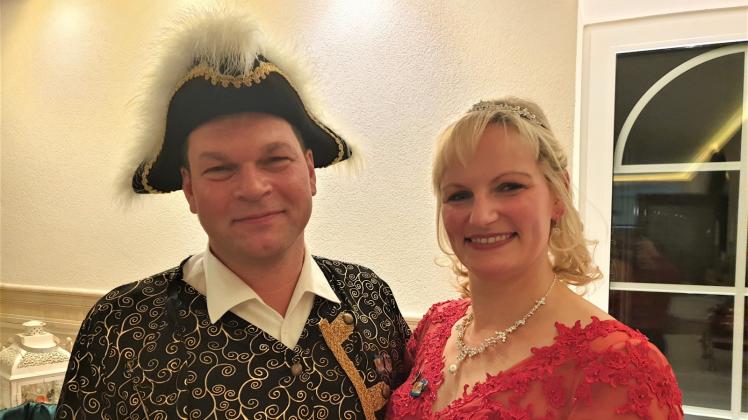 Prinzenpaar Janine I. und Norman I. führen durch die Saison in Dabel. 