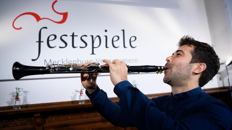 Der spanische Klarinettist Pablo Barragán eröffnete die neue Festspielsaison gestern musikalisch.