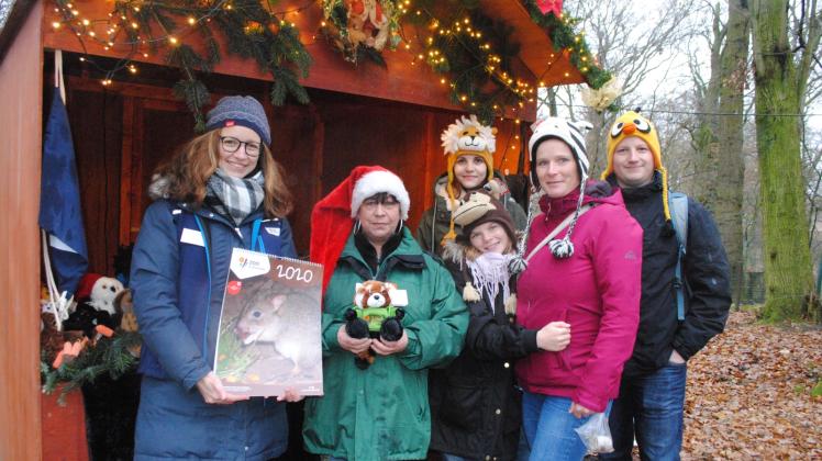 Adventliche Stimmung auf dem Waldgeisterplatz: Zoo bedankt sich bei Freunden und Förderern.