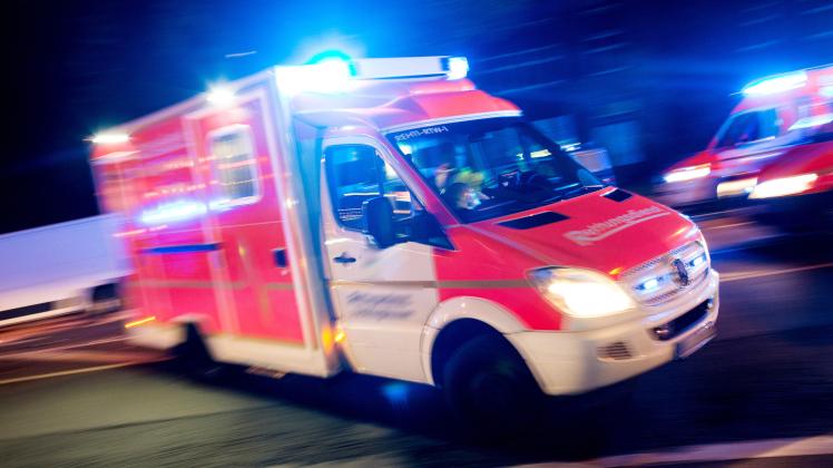 20-Jähriger stürzt beim Hausklettern nahe Stralsund ab und verletzt sich schwer