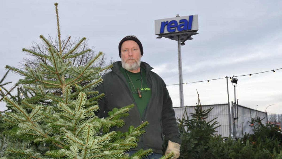 Händler Wolfgang Schnau wurde Opfer von WeihnachtsbaumDieben SHZ