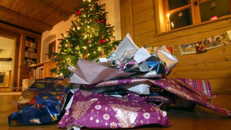 Schöne Bescherung: Müllberge gibt es nach dem Auspacken der Weihnachtsgeschenke.