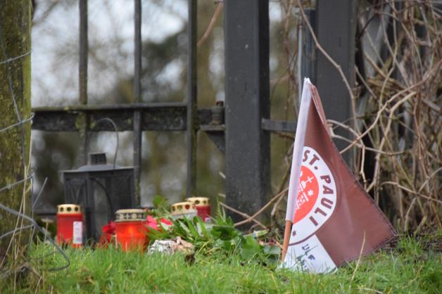 Ein Jahr Nach Seiner Beerdigung: Jan Fedder Bleibt Unvergessen | SHZ