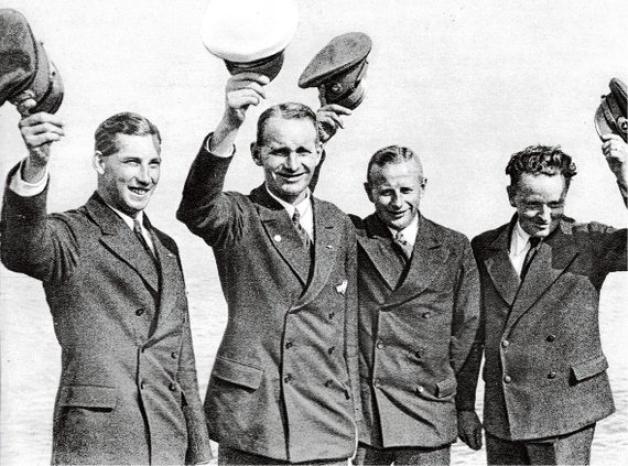 Die Crew:  Gert von Roth, Wolfgang von Gronau,  Fritz Albrecht und Franz Hack. Fotos: Von Gronau