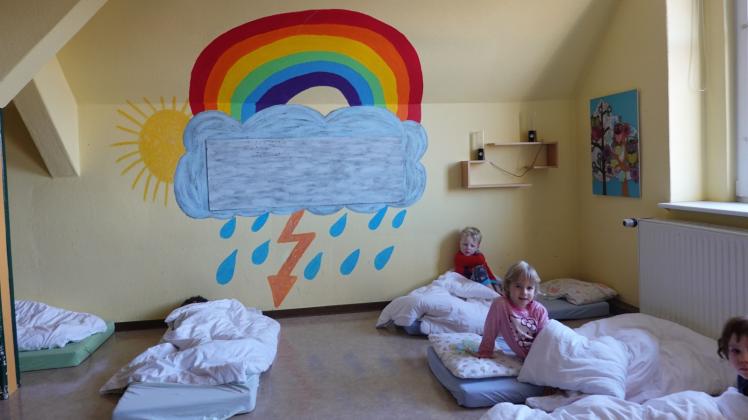 Der Kindergartenraum in der Kita „Mäuseburg“ bekommt eine neue Dämmung, Decke und einen neuen Fußboden.  
