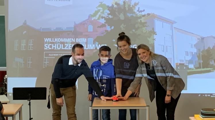 Endlich wieder online: Das Schulzentrum in Wittenburg startete am Donnerstag mit seiner neuen Homepage. 