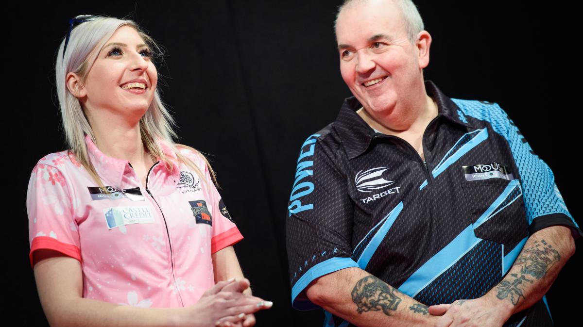 DartsGrößen lassen in Kiel die Pfeile fliegen SHZ