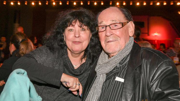 Schauspieler Herbert Köfer und seine Frau Heike bei einer Musical-Premiere in Berlin im Oktober 2019.