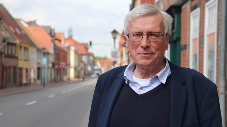 Der Chef  im Rathaus von Goldberg: Gustav Graf von Westarp 