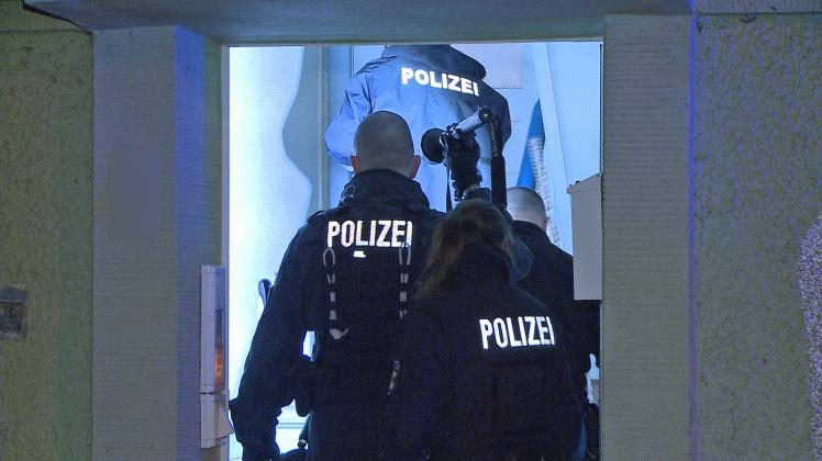 Schweres Verbrechen in Rostock: Frau nach Messerattacke in Lebensgefahr – Mutmaßlicher Täter vorläufig festgenommen