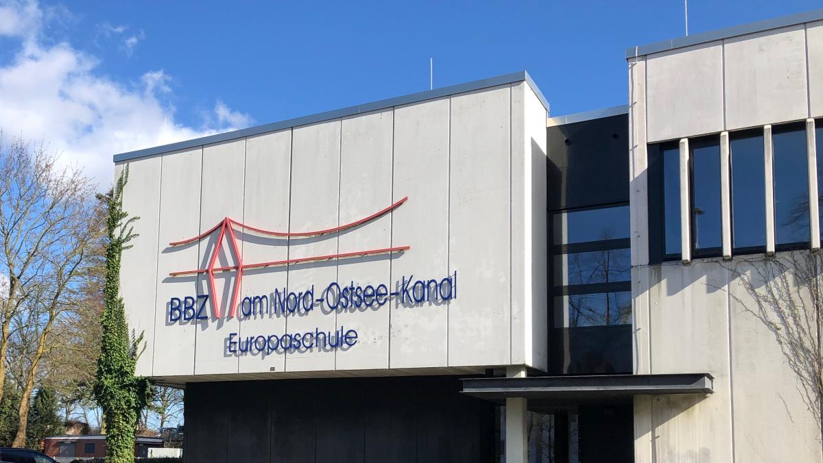 Schüler des BBZ am NordOstseeKanal mit Coronavirus infiziert SHZ Schüler des BBZ am NordOstseeKanal mit Coronavirus infiziert SHZ