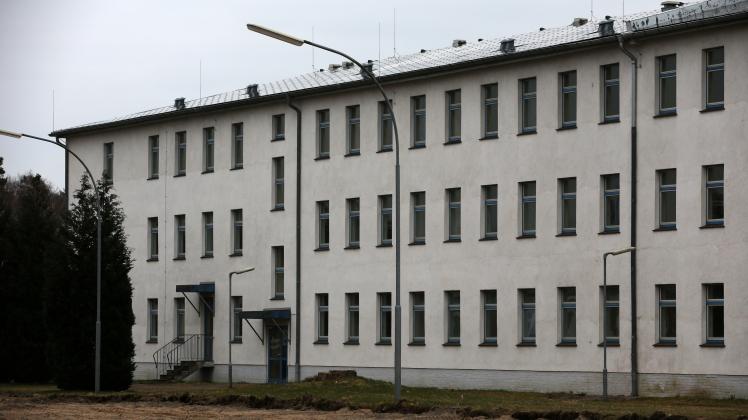 Die Erstaufnahmestelle für Flüchtlinge in einer ehemaligen Kaserne im Schweriner Stadtteil Stern-Buchholz 