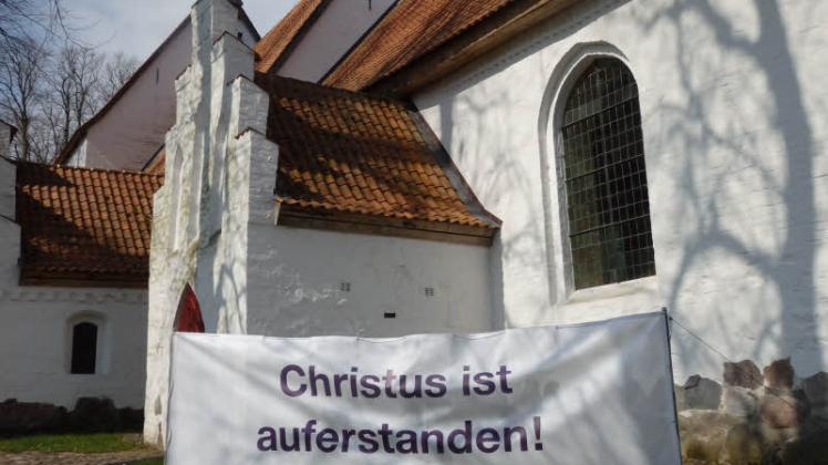 Die Kirchen in Schwansen waren mit Bannern geschmückt. 