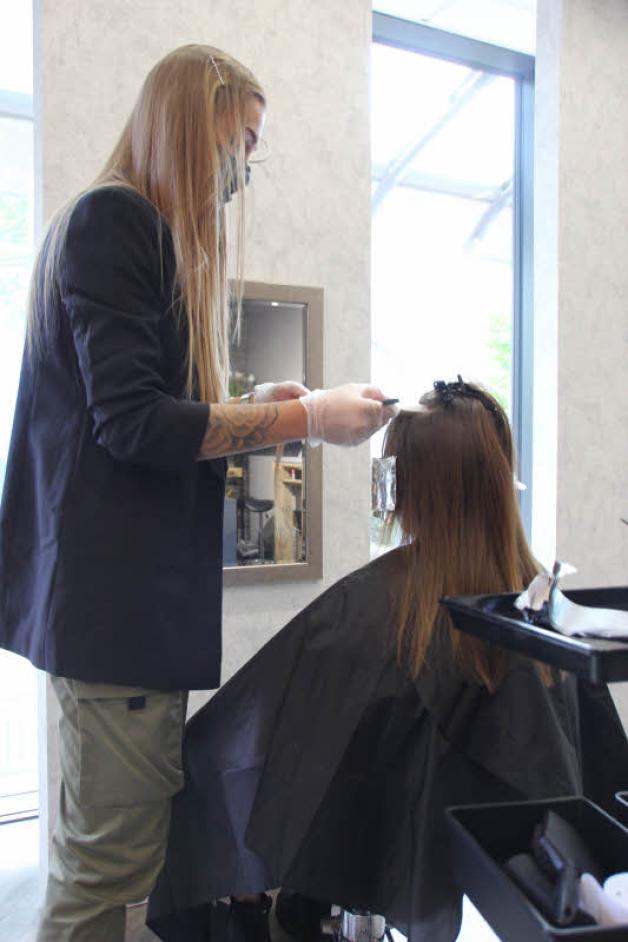 Ansturm auf die Friseure in Neumünster SHZ