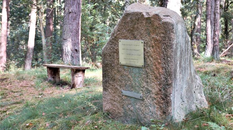 Seit 1988 erinnert wieder ein Stein an das Schicksal der 22-jährigen Anna. 