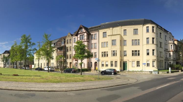Eines der Gebäudeensemble am Heinrich-Heine-Platz gegenüber dem Wittenberger Rathaus. 