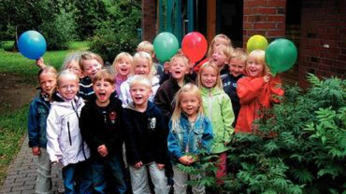  Zehn Jahre KiWi-Kindergarten Witzhave Bildidee 