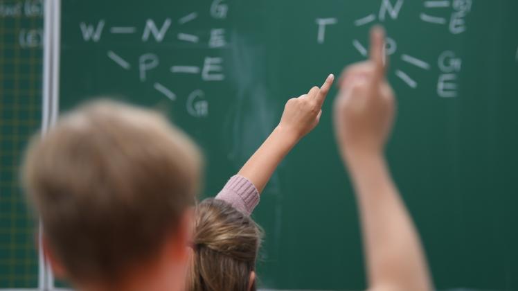Schüler bekommen in den Ferien die Chance, Unterrichtsstoff aufzuholen.
