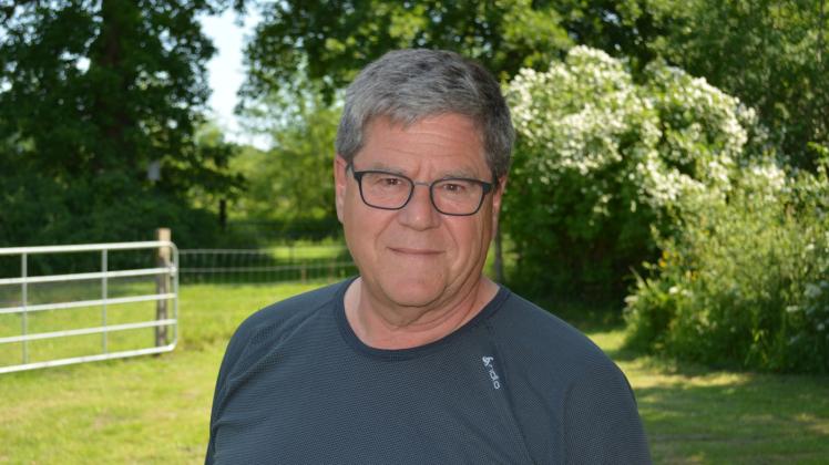 Holms Bürgermeister Uwe Hüttner (CDU) wird wieder öffentliche Sprechstunden in seinem Gemeindebüro abhalten. 