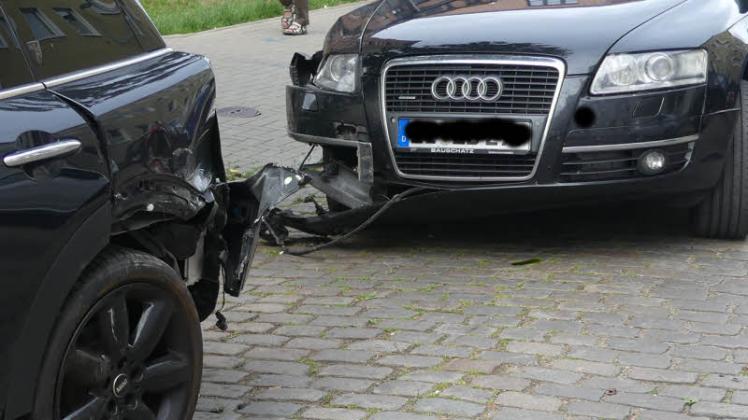 Das hat gerumst: An dem Audi entstand erheblicher Sachschaden. Insgesamt wurden fünf Fahrzeuge beschädigt.