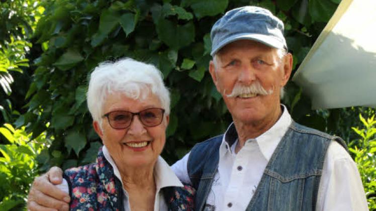 Erika und Harald Druve aus Einfeld sind seit 60 Jahren glücklich miteinander verheiratet.