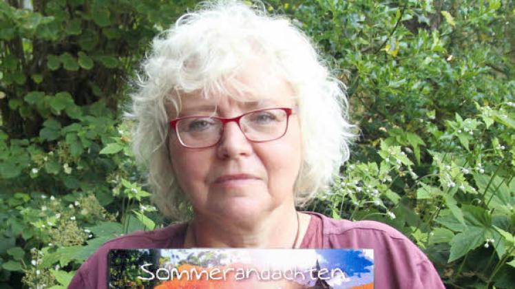 Annette Kornberger organisiert die diesjährigen Sommerandachten in der Grundhofer Kirche. 