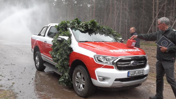 Diesen neuen Ford Ranger erhielt der Landkreis Ludwigslust-Parchim ebenfalls zur künftigen Brandbekämpfung. 