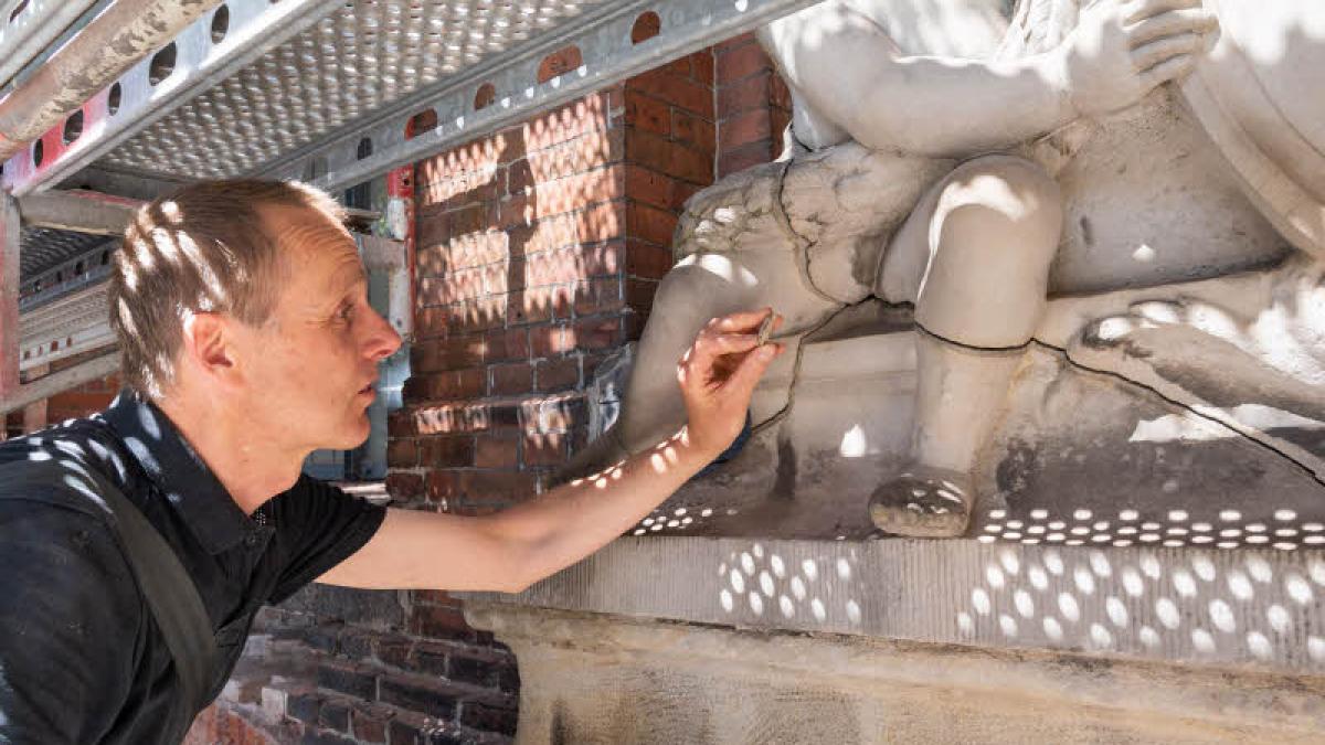 Wilster Zement zerstört Mauerwerk der St.BartholomäusKirche SHZ