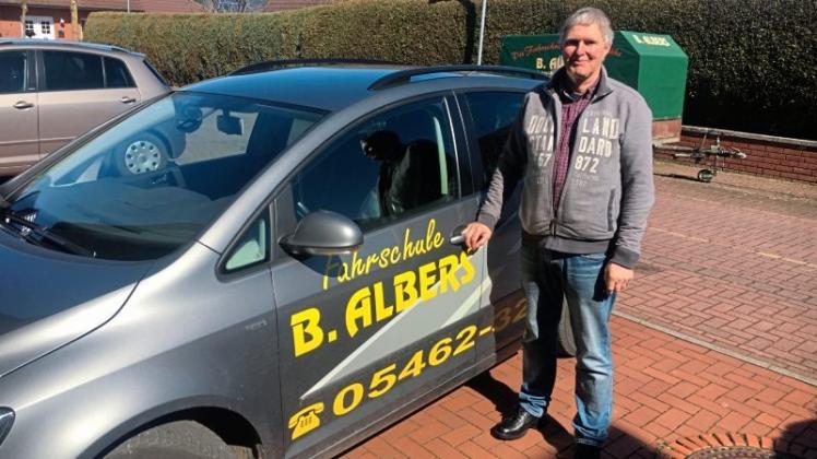 Seit mehr als 30 Jahren ist Bernhard Albers Fahrlehrer. 