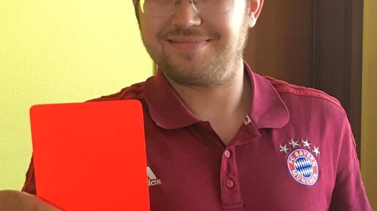 Andreas Schmierschalla möchte der Gewalt gegen Schiedsrichter die Rote Karte zeigen. 