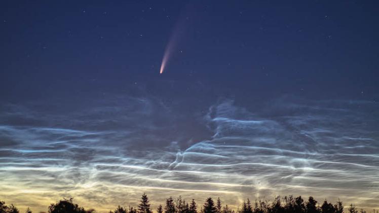 Der Komet Neowise ist in Itzehoe und Umgebung nachts in nordöstlicher Richtung mit bloßem Auge zu sehen.