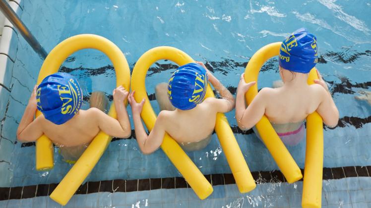 Das Grabower Lehrschwimmbecken in der Rohrschule wird bisher vor allem vom Schwimmverein und für das Schulschwimmen genutzt. Zukünftig sollen aber auch Baby- und Kleinkinderschwimmen einen festen Platz im Belegungsplan bekommen.