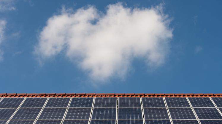 Klimaziel auch für Güstrows Zukunft: Ein Quartiersentwicklungskonzept soll erneuerbare Energien wie Strom und Wärme aus Solaranlagen in den Fokus rücken. 