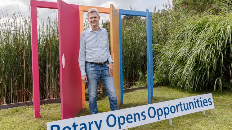 „Rotary opens opportunities“ – „Rotary eröffnet Möglichkeiten“: das Motto von Holger Knaacks Präsidentschaft.
