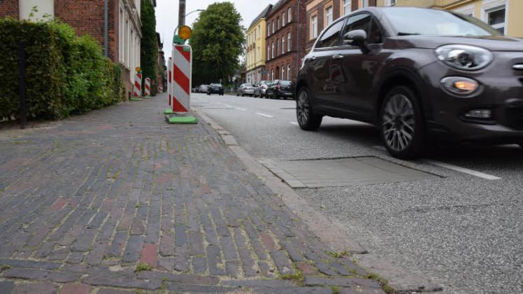 Holperstrecke Radstreifen: Der Zustand der Fahrbahnoberfläche in der Kaiserstraße – Schulweg für viele radfahrende Kinder – ist einer der aktuellen Kritikpunkte des Umweltverbands BUND. 