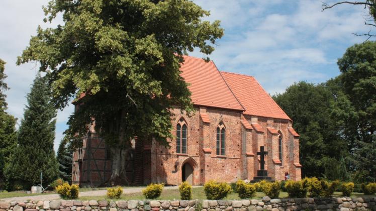 Die Kirche in Bibow ist wieder Ort für eine Filmvorführung. 