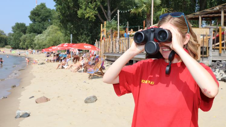 Wedels DLRG-Team über volle Strände, pöbelnde Gäste und sinkende