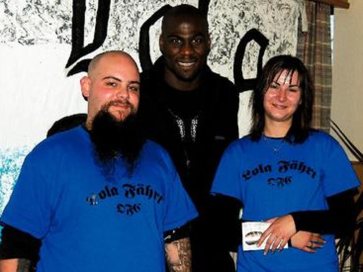 HSV-Star Guy Demel beim Fanclub Lola fährt | SHZ