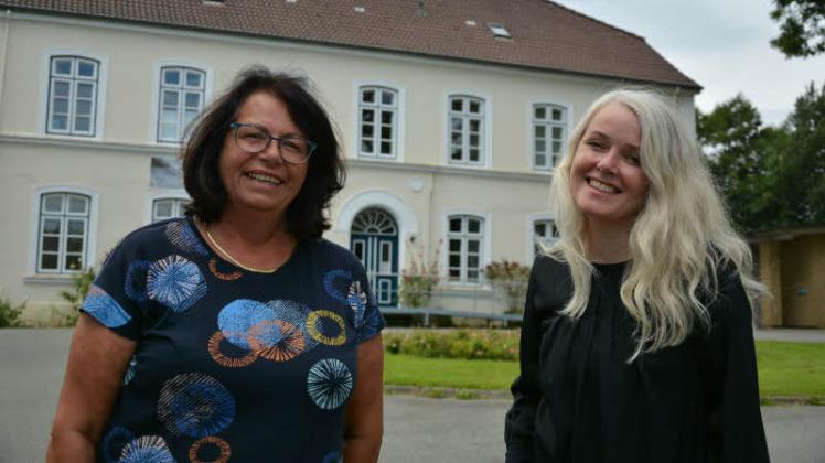 Sie bilden ein Team: die Flüchtlingsbeauftragten des Kirchenkreises Katrine Hoop (r.) und Susanna Frisch. 